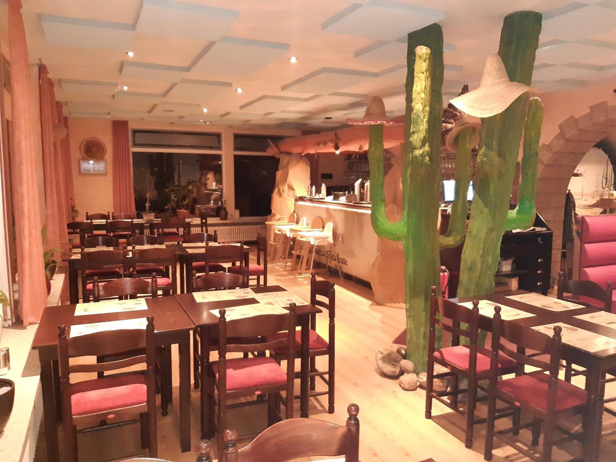 Desperados Mexican Steakhaus Und Hotel Bergen  Bagian luar foto